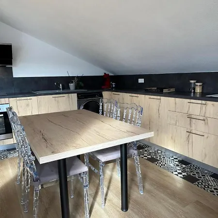 Lumineux Avec Balcon A Socoa, Proche - Fr-1-239-865